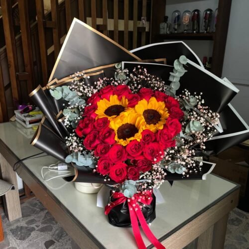Ramo corazon con girasoles