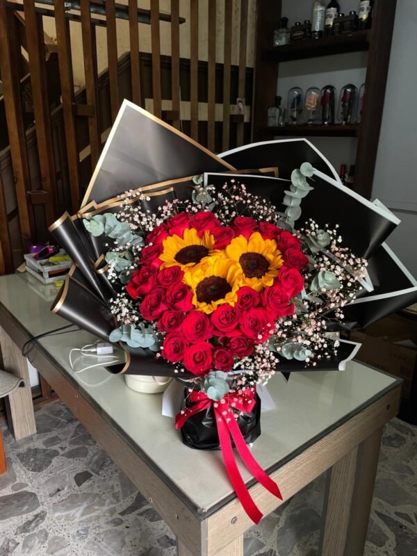 Ramo corazon con girasoles