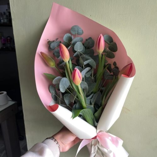 Ramo 5 tulipanes