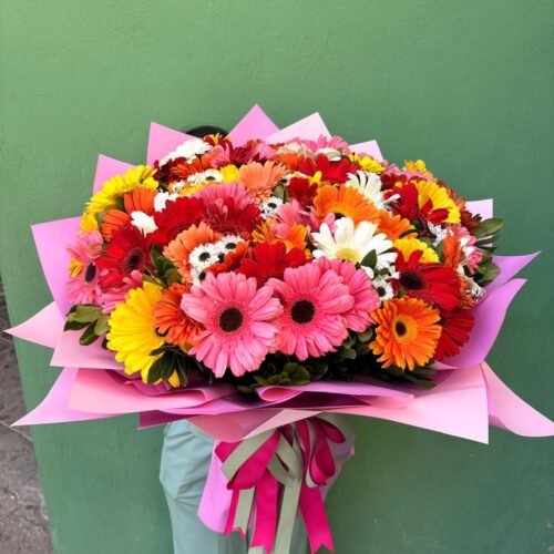 Ramo 60 gerberas coloridas